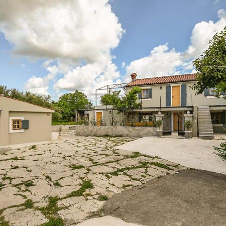 Medanni - Boutique House In Nature With Pool إيزولا المظهر الخارجي الصورة